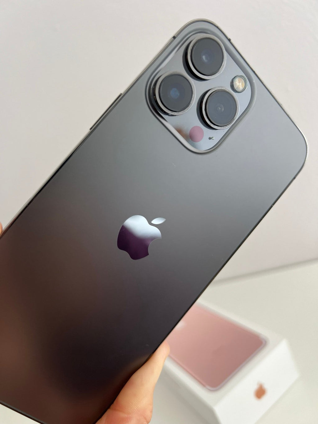 iphone 13 pro max 6S51