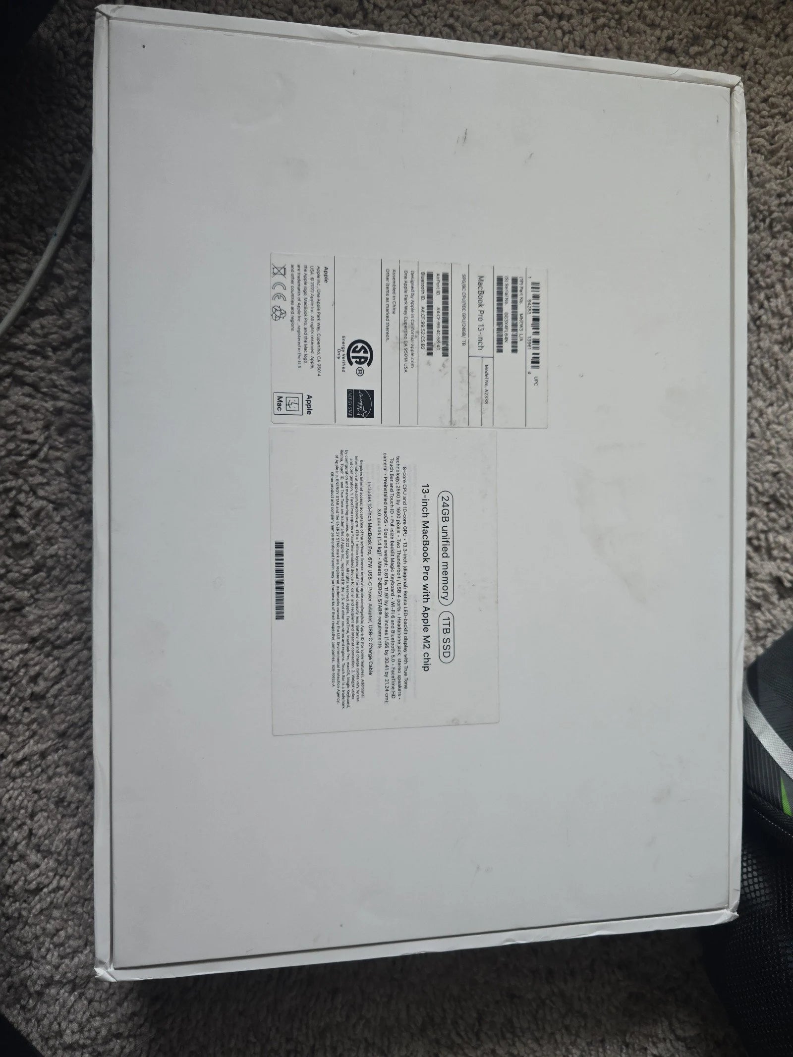 MacBook Pro 2D12