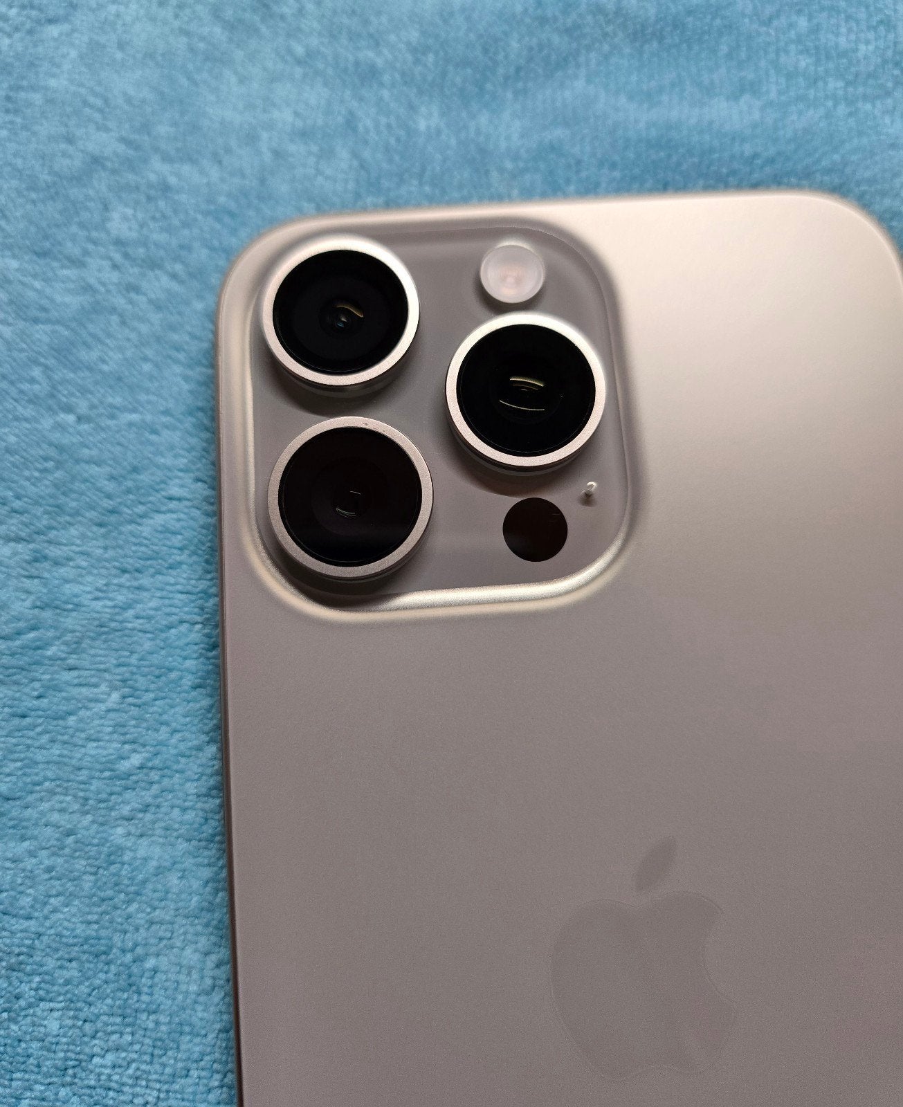 Apple iPhone 15 Pro Max Natural Titanium 256gb Unlocked MINT CONDITION 5O87