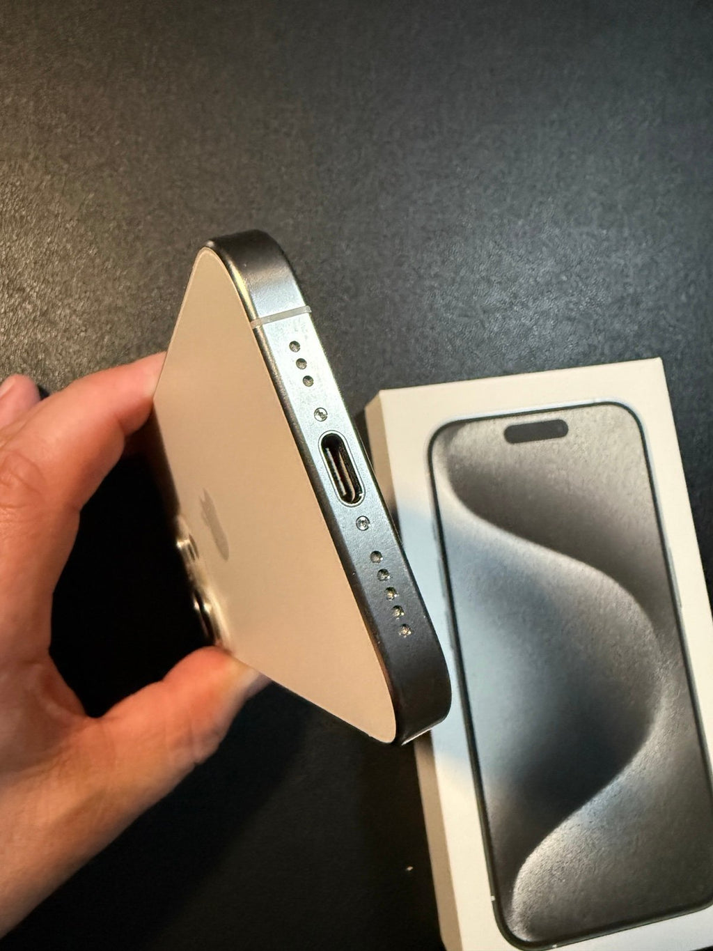 Unlocked iPhone 15 Pro 256GB White Titanium FIRM PRICE 2M67