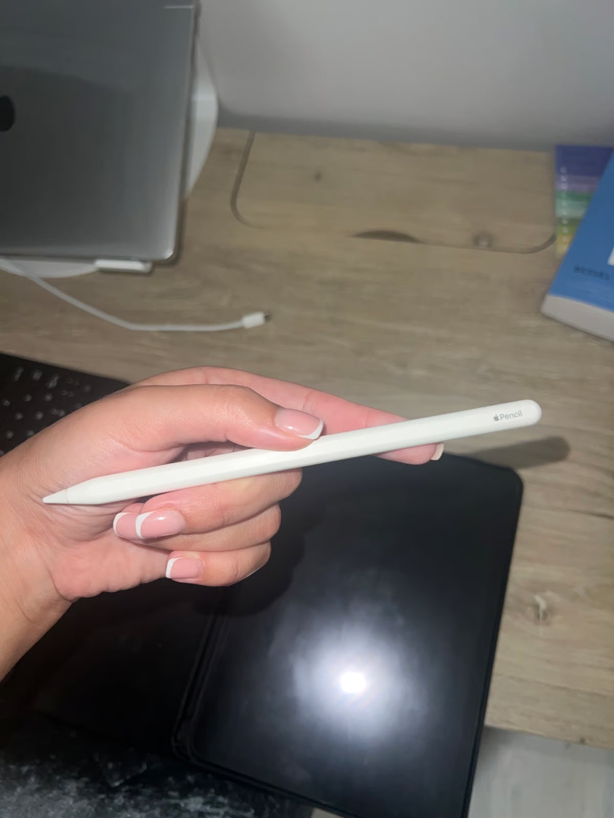 Apple iPad Air 4th Generation 64 GB 6F86