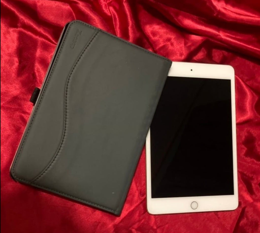 Ipad mini 4 8L25