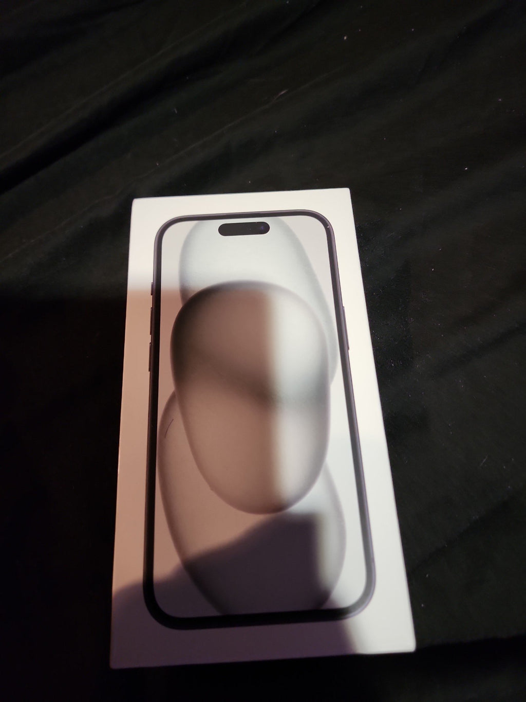 Black iPhone 15 256gb 6H19