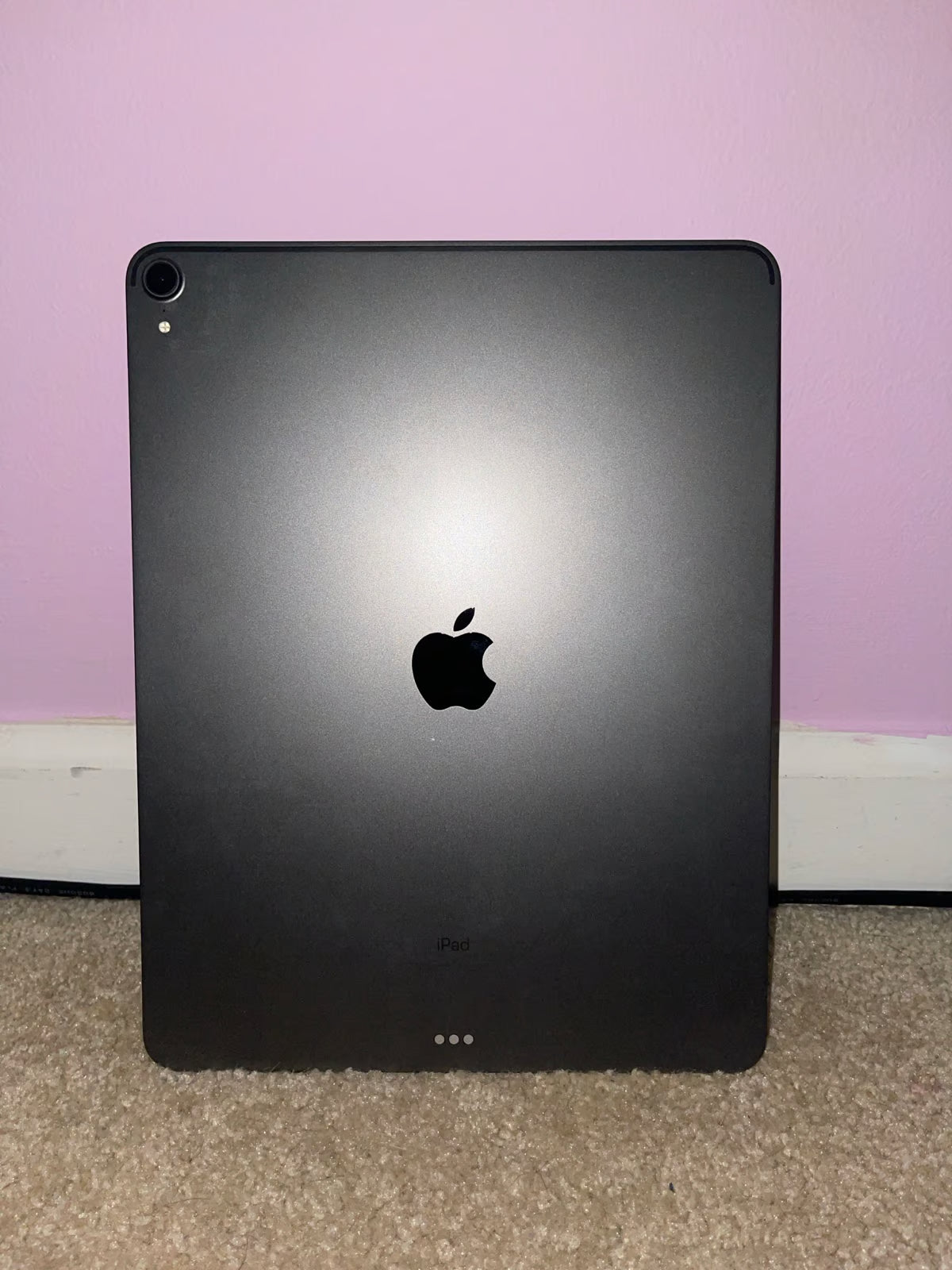 iPad Pro 12.9 inch 3rd gen space gray 9X18