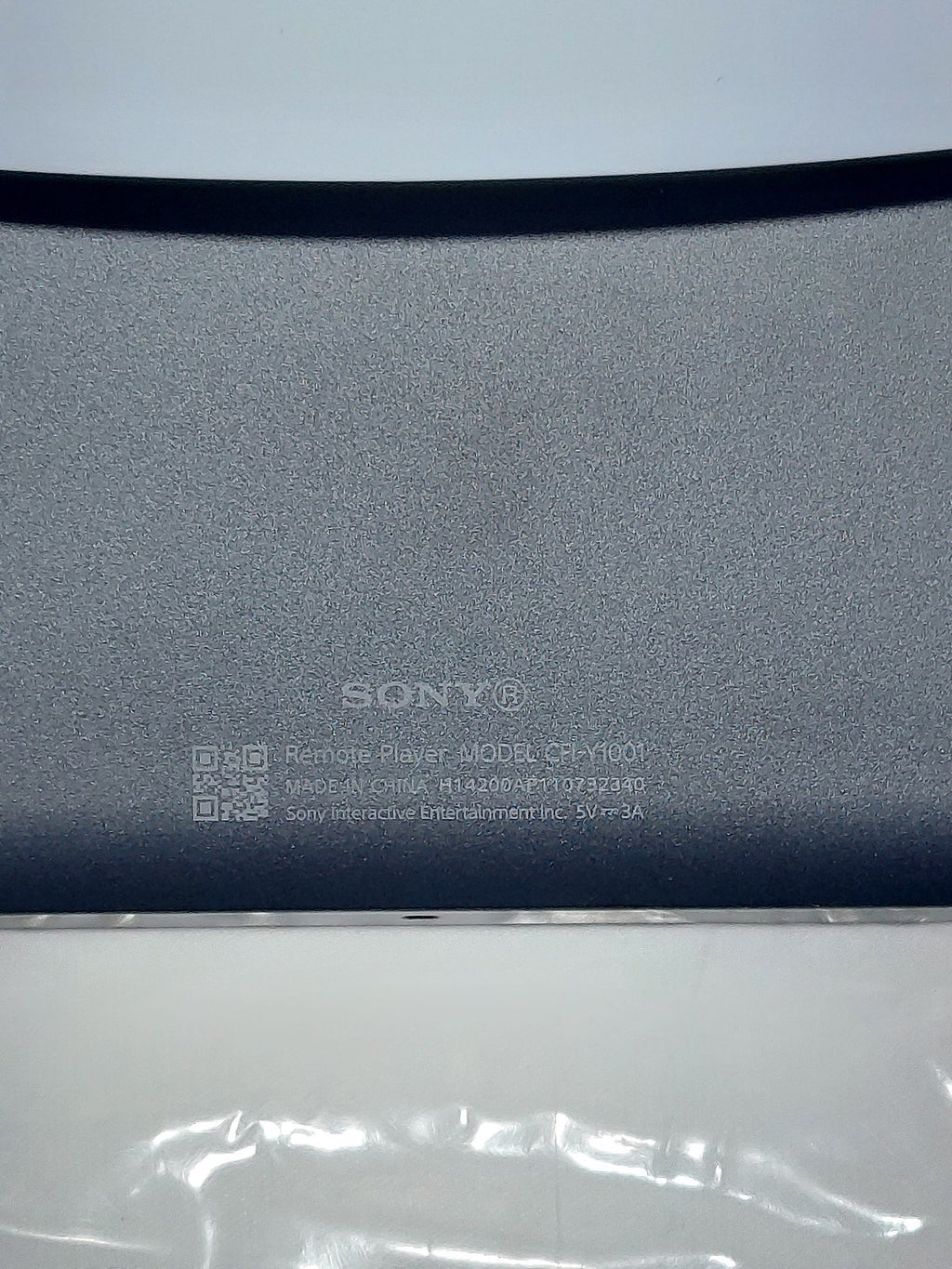 PlayStation Portal Remote Player - PlayStation 5 with case! 1E91