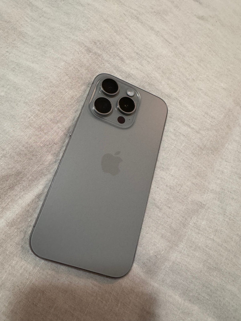 iPhone 15 Pro 512gb Natural Titanium Unlocked 1Q12