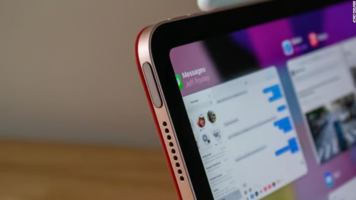 iPad Air (newest) special bundle 9T83