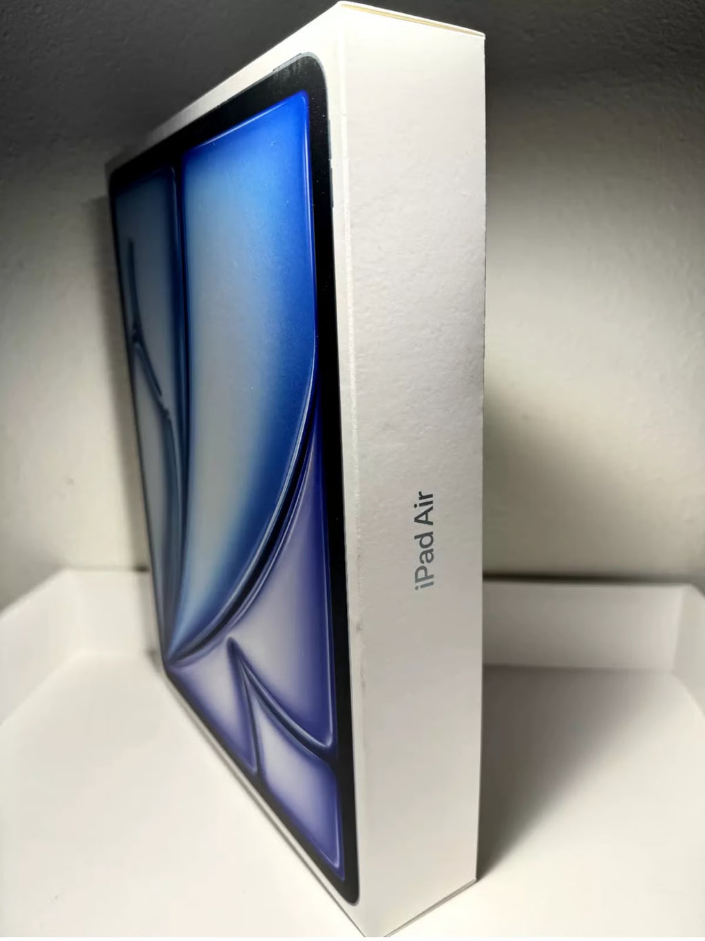 �?Apple - 13-inch iPad Air (6th Generation) M2 chip Wi-Fi 128GB - Blue 1E16