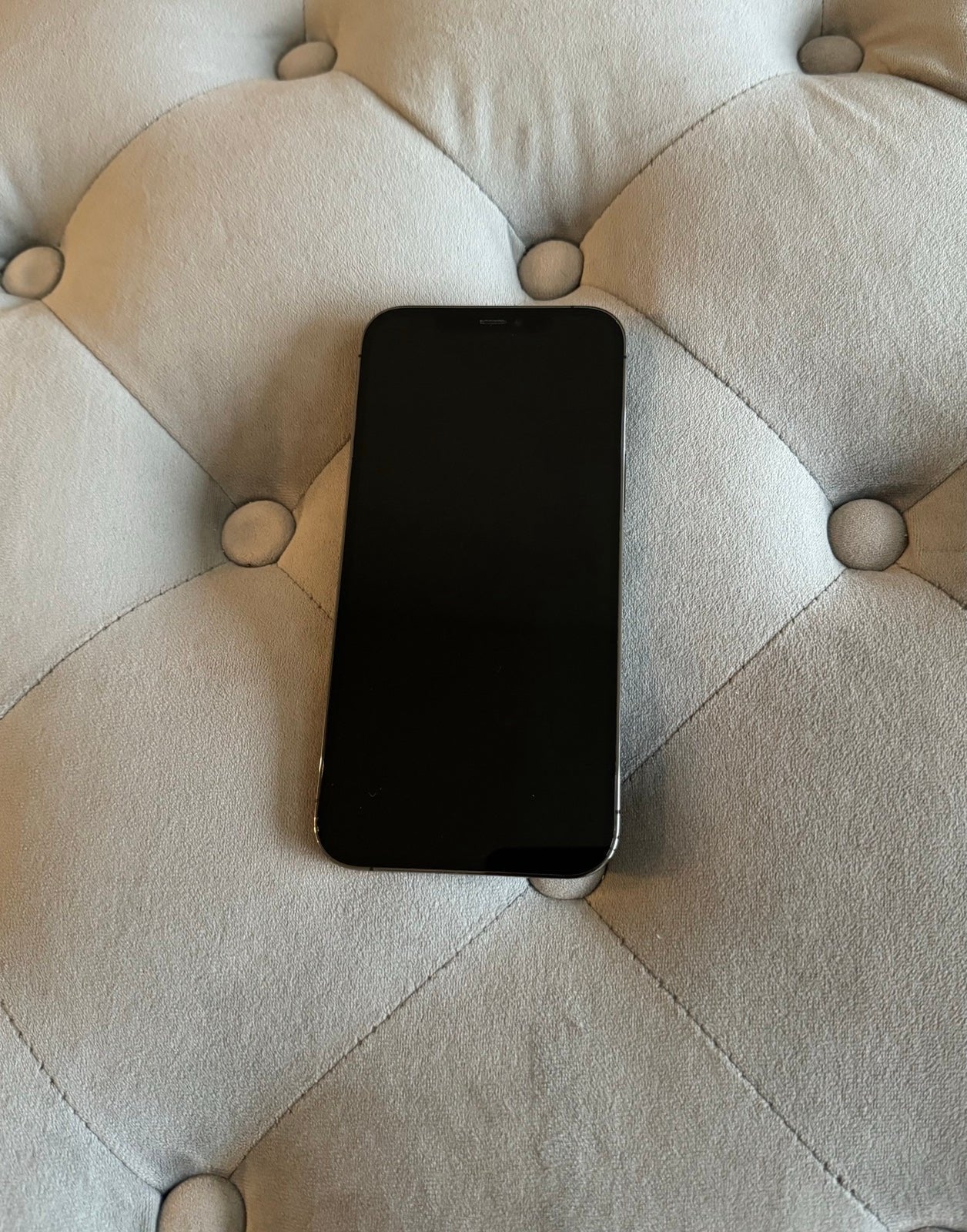 iPhone 12 Pro Max Unlocked 256 GB Graphite Great Condition 6X29