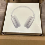 Apple AirPods Max with Smart Case in Silver 6S76