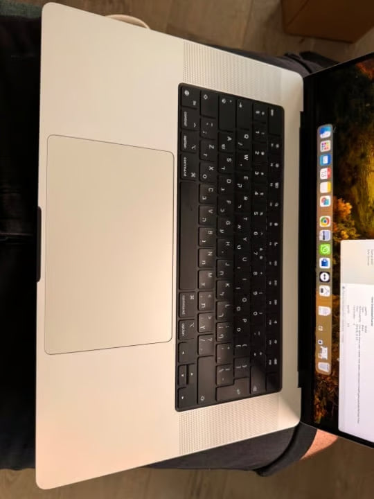 Apple Macbook Pro A2485 16in.  M1 Max 3.2 GHz  1TB SSD 3H75