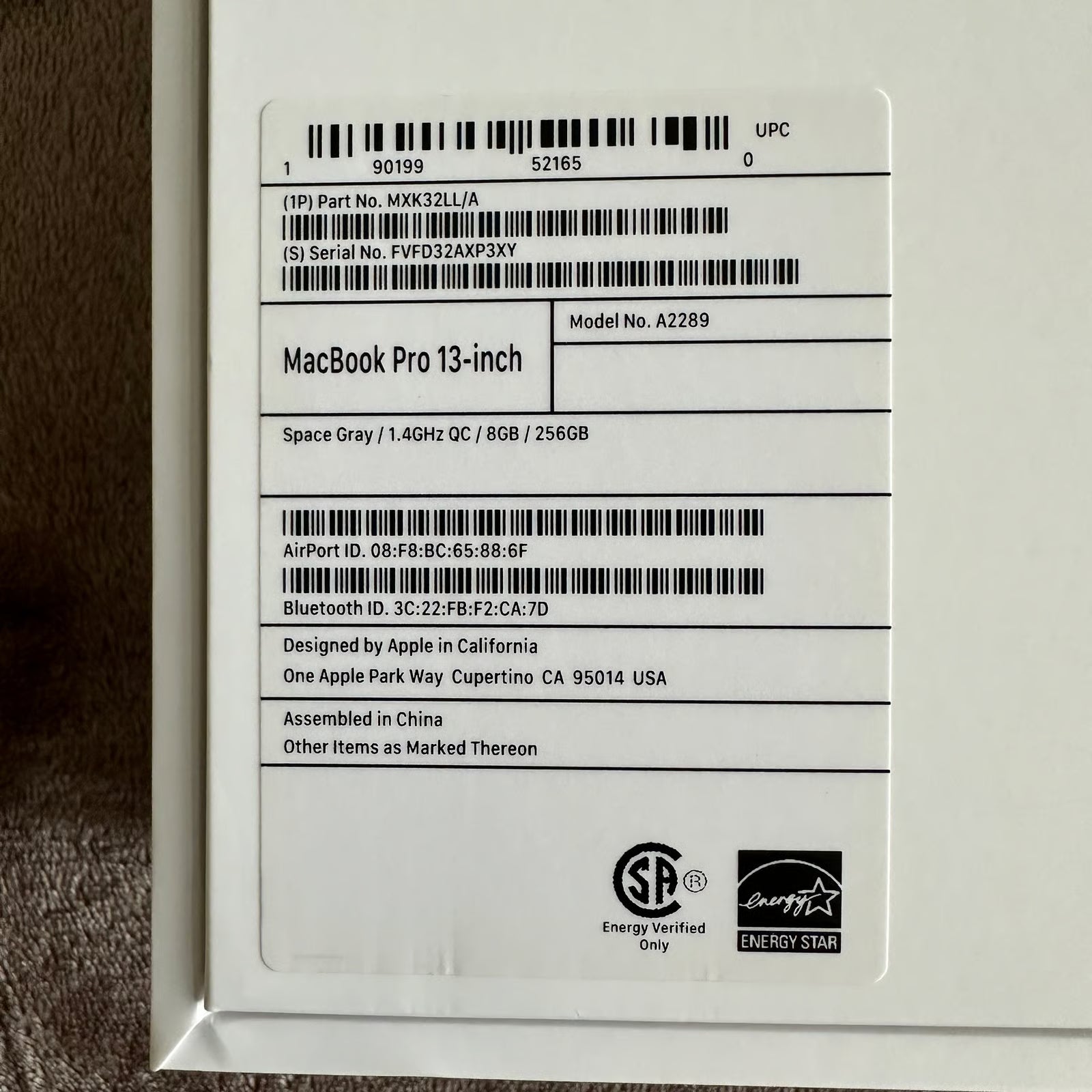 MacBook Pro 13 inch 256GB Space Grey 8S26