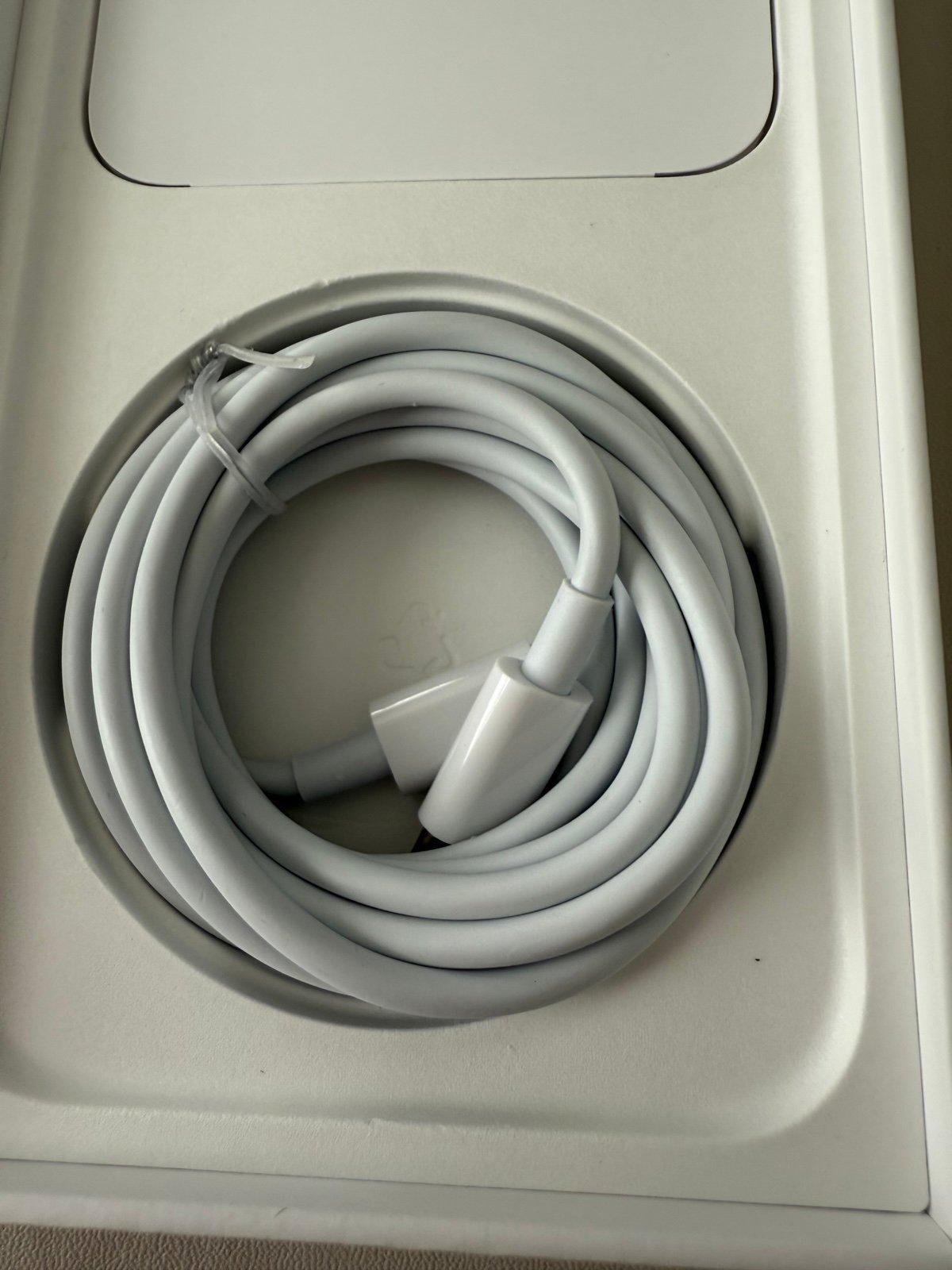 iPhone 15 Pro Max White Titanium Unlocked 256 GB 3V18