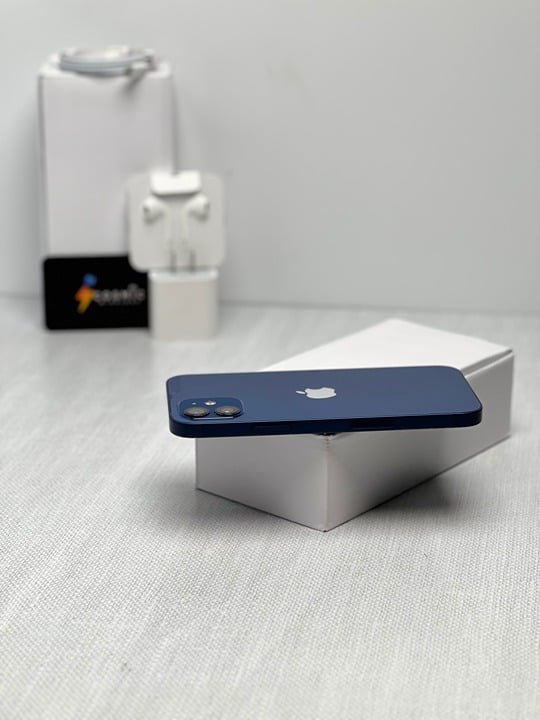 Apple iPhone 12 64GB Fully Unlocked - Blue 7N29