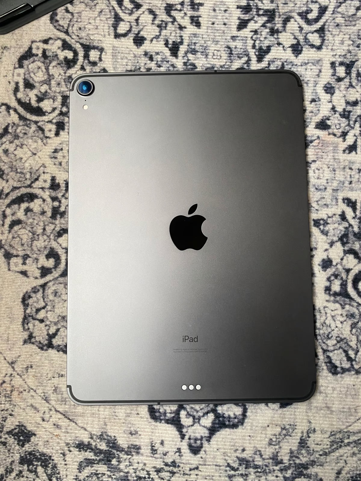 Apple iPad Pro 11"" 1st Gen A2013 256GB WiFi + Cell Tablet Space Gray-Excellent 5L11