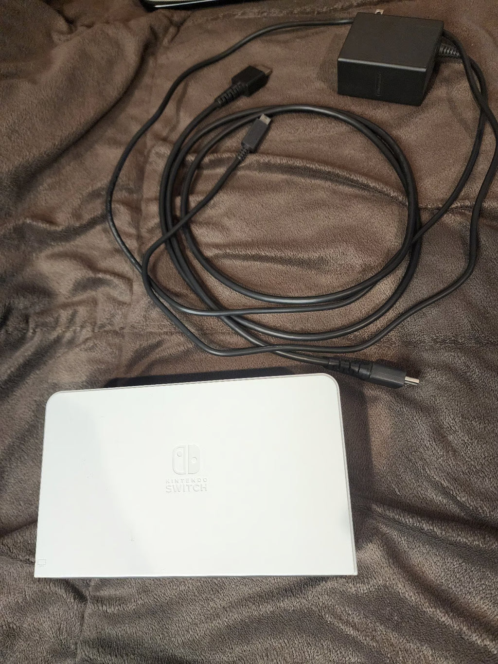 Nintendo Switch OLED Zelda Bundle! 3M72