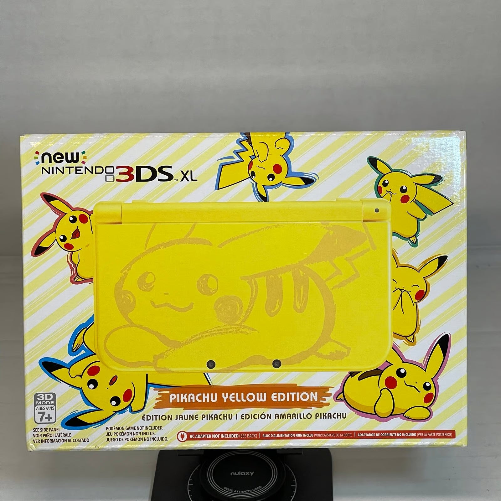New Nintendo 3DS XL Pikachu in Yellow