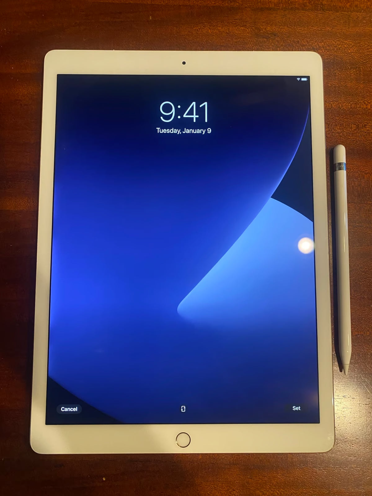 Apple iPad Pro 2nd Generation 256 GB in Rose Gold 3T53