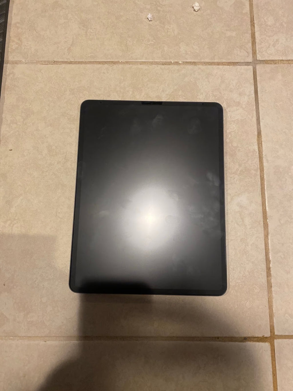 Apple iPad Pro 4th Gen 128GB Wi-Fi 12.9�?Space Gray with otter box case 6Y67