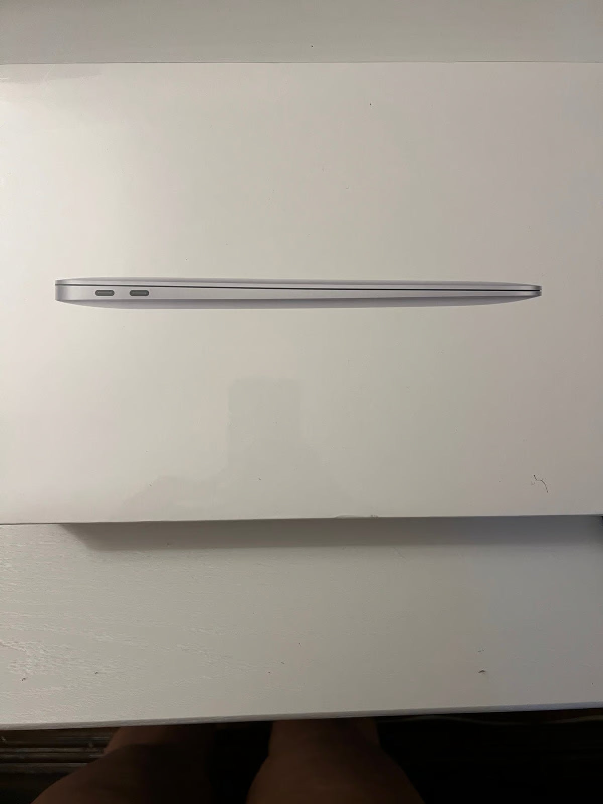 macbook air 2020 7N82