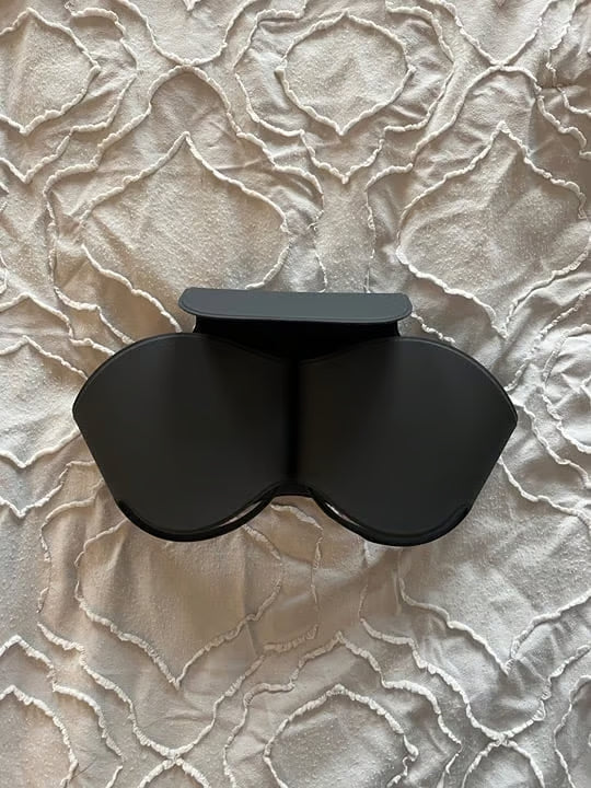 Apple AirPod Max Headphones Bundle 6R86