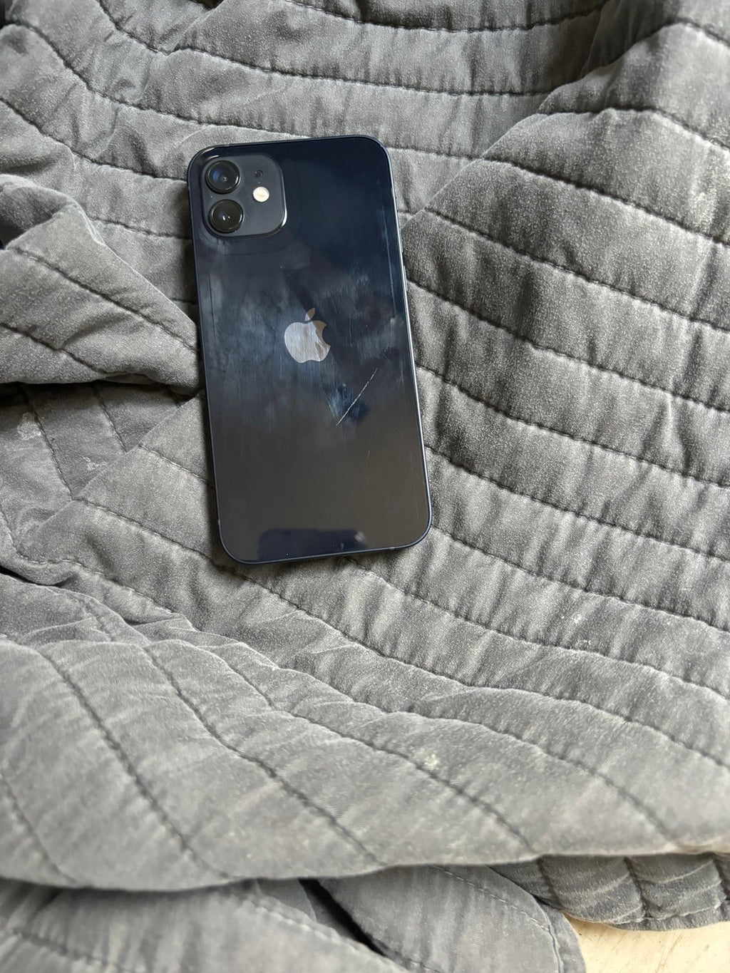 iPhone 12 unlocked 8Z16