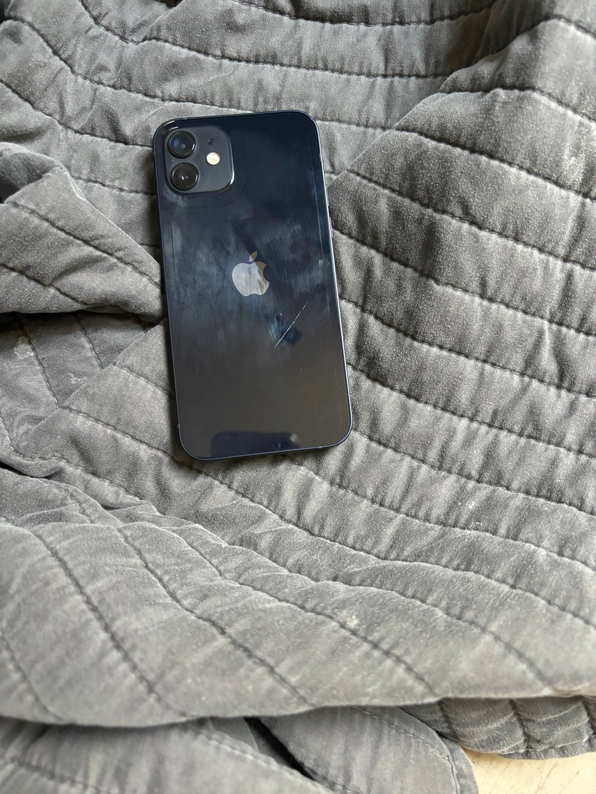 iPhone 12 unlocked 8Z16