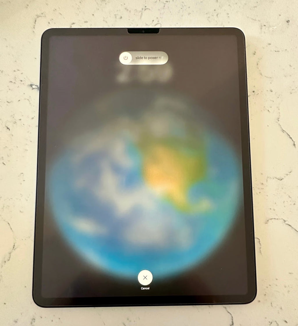 Apple IPad Pro 12.9�?64gb Wi-Fi 3rd Generation 2V76