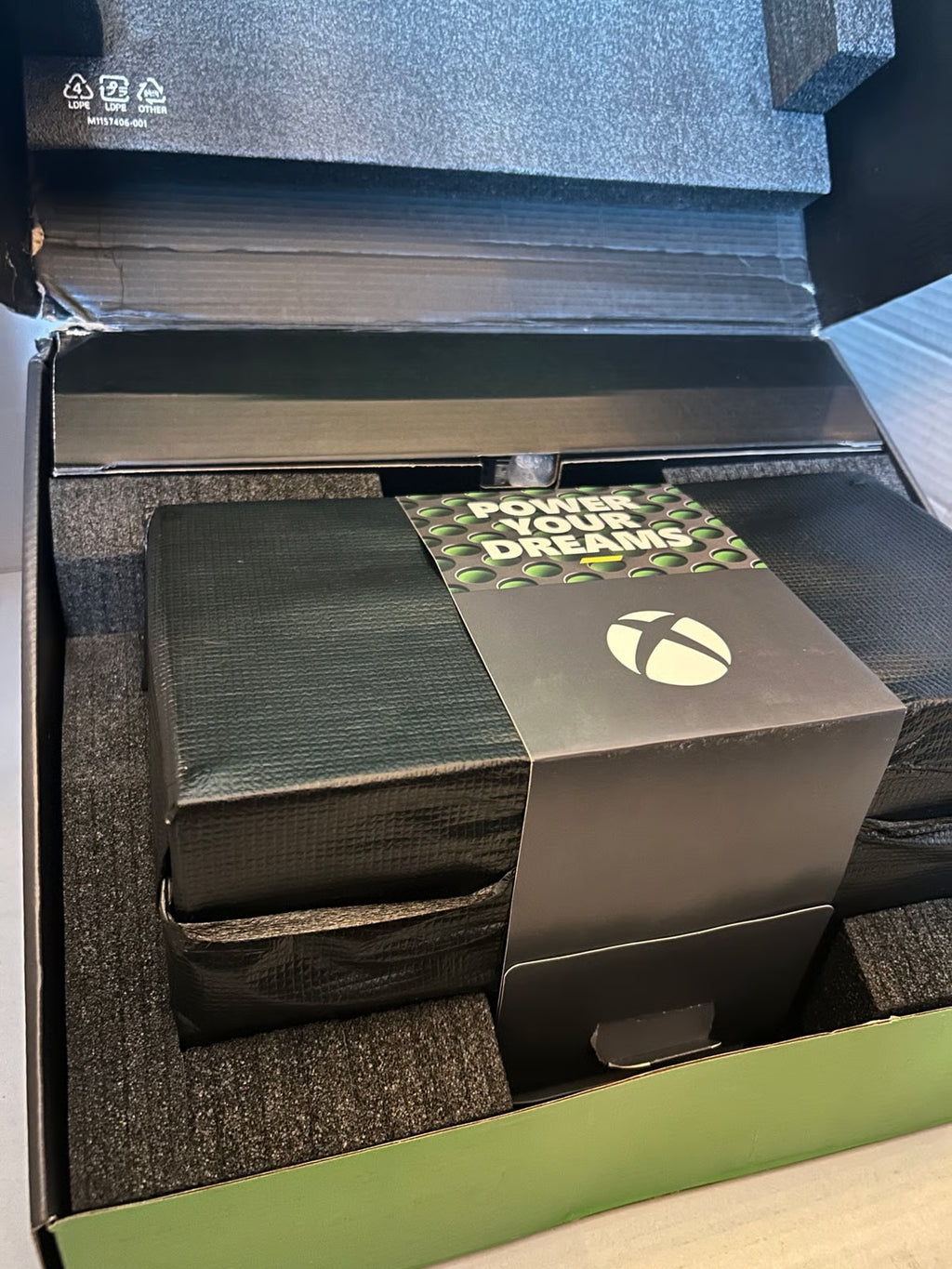Xbox Series X 3Q86