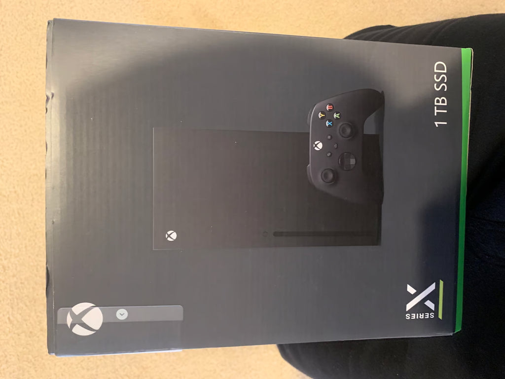 Xbox Series X brand new 7S72