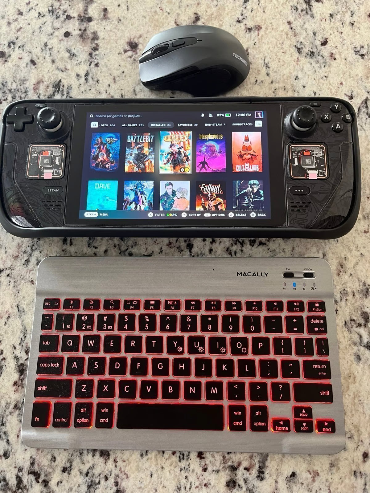 steam deck 1tb with Bluetooth mouse + keyboard 5S59