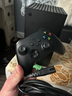 Microsoft Xbox 1tb series X carbon black 8A66