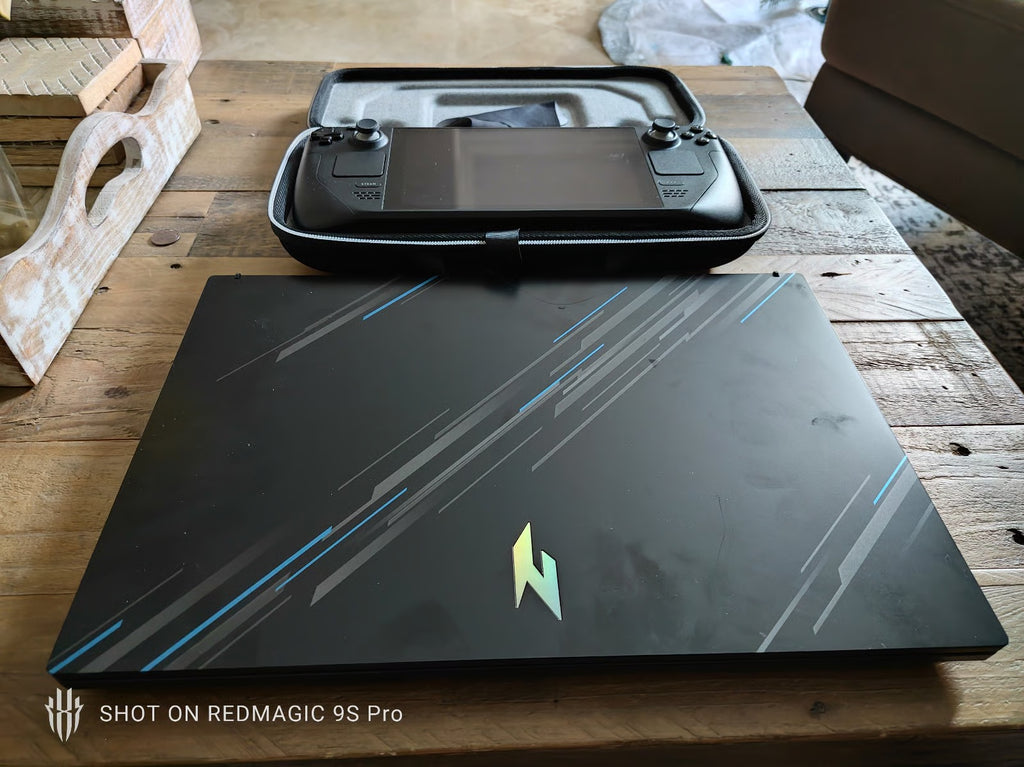 Acer Nitro V Gaming Laptop & Valve Steam Deck 9J87