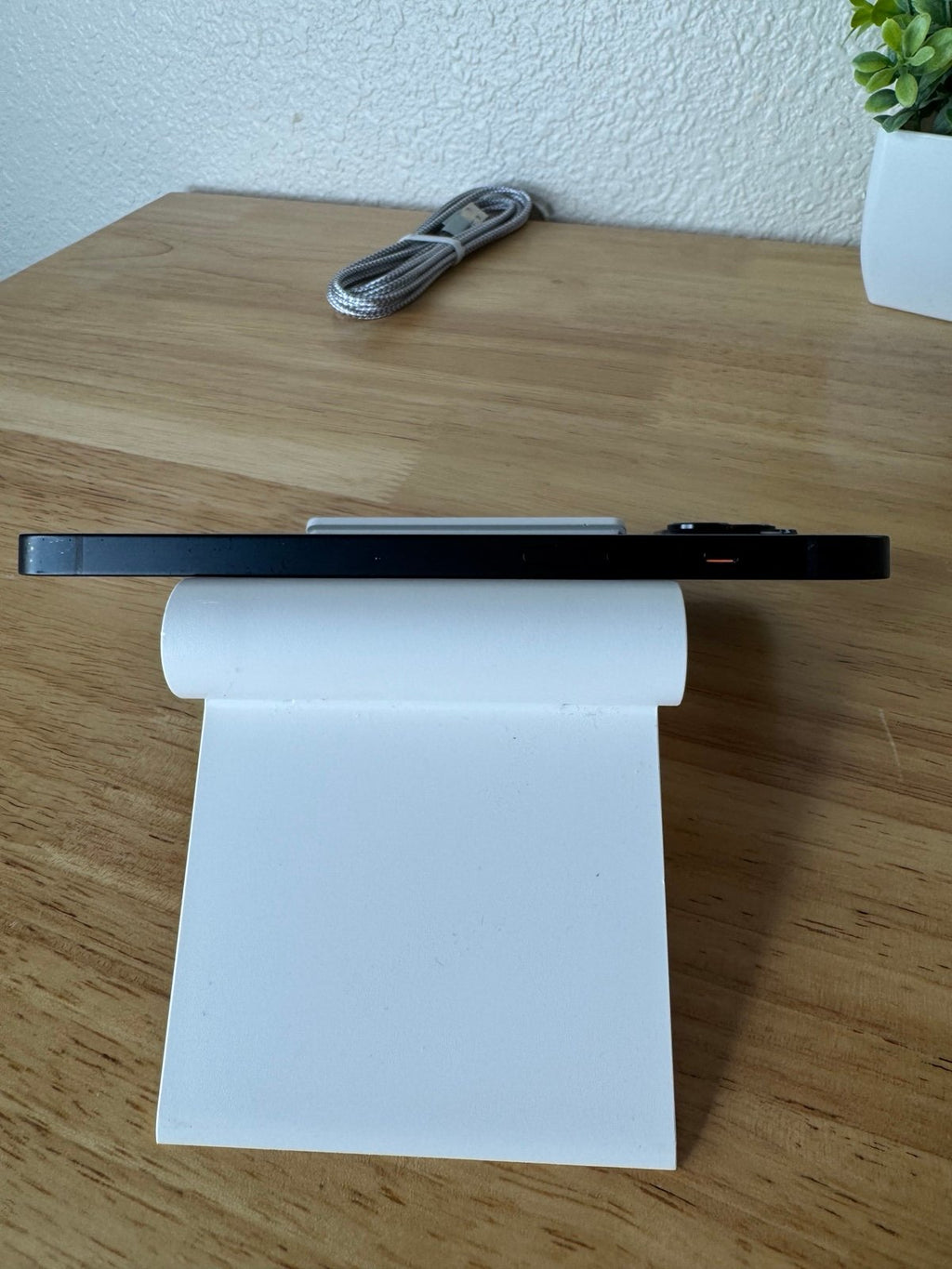 Apple iPhone 14 Plus 256GB in Black for Unlocked 1F52