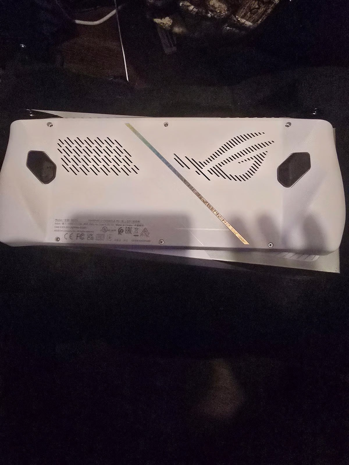 ASUS rog ally z1 extreme 1H29