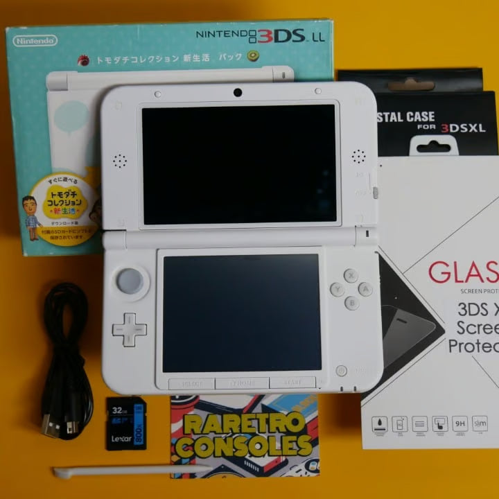 Nintendo 3DS XL Tomodachi New Life Collection W/ 32GB SD, Box, Charger, 60+ Game