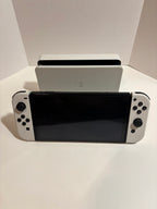 Nintendo Switch OLED HEG-001 Portable/Handheld Gaming Console (BUNDLE) 8T17