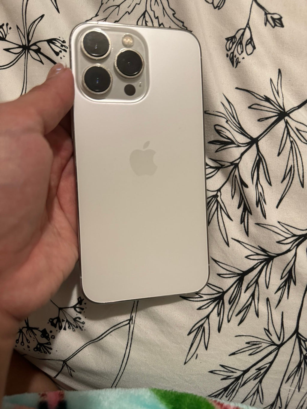 Apple iPhone 13 Pro unlocked 9R93