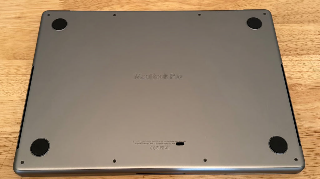 Macbook Pro 14鈥?Space Gray M1 Pro 2021 512GB 7Z55
