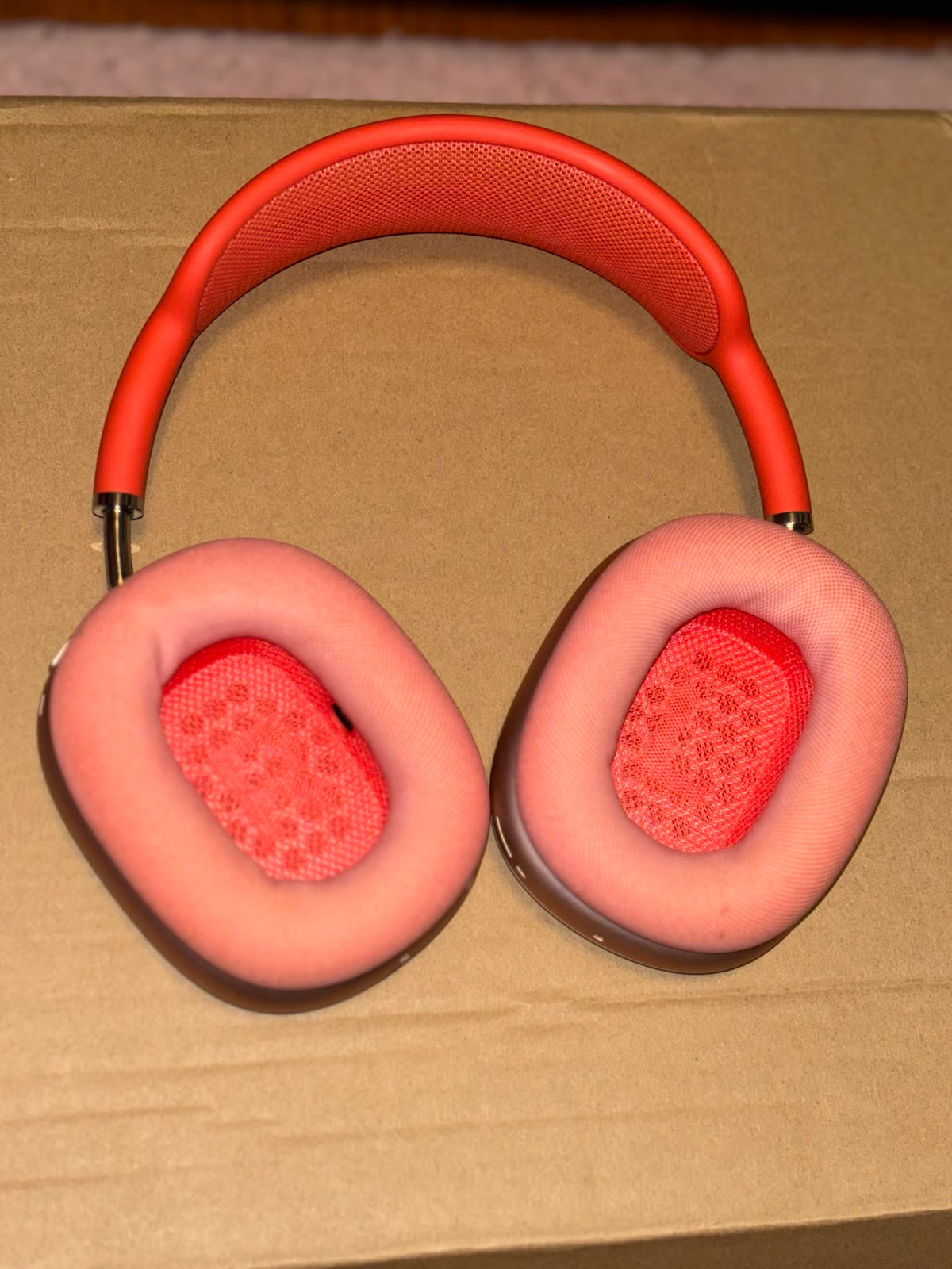 AirPods Max PINK - Box & Brand new charger included! 3W17