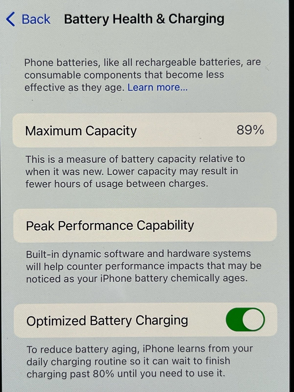 Like New Apple iPhone 13 Mini 256GB Unlocked 5G Cell Phone with Apple Case 2W39