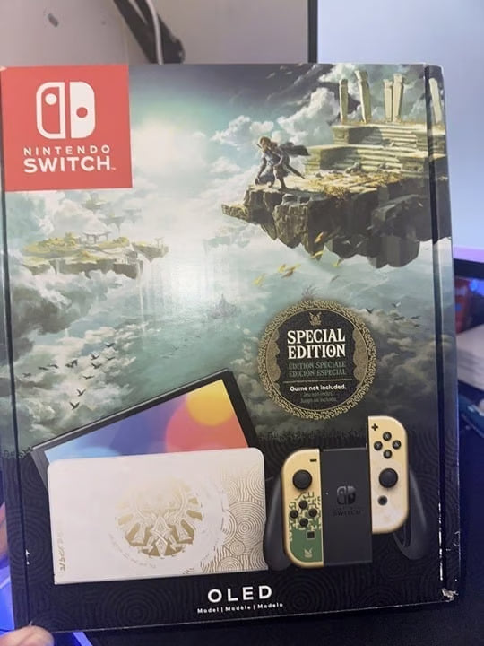 Nintendo Switch OLED Model - The Legend of Zelda Tears of the Kingdom Edition 1Z36