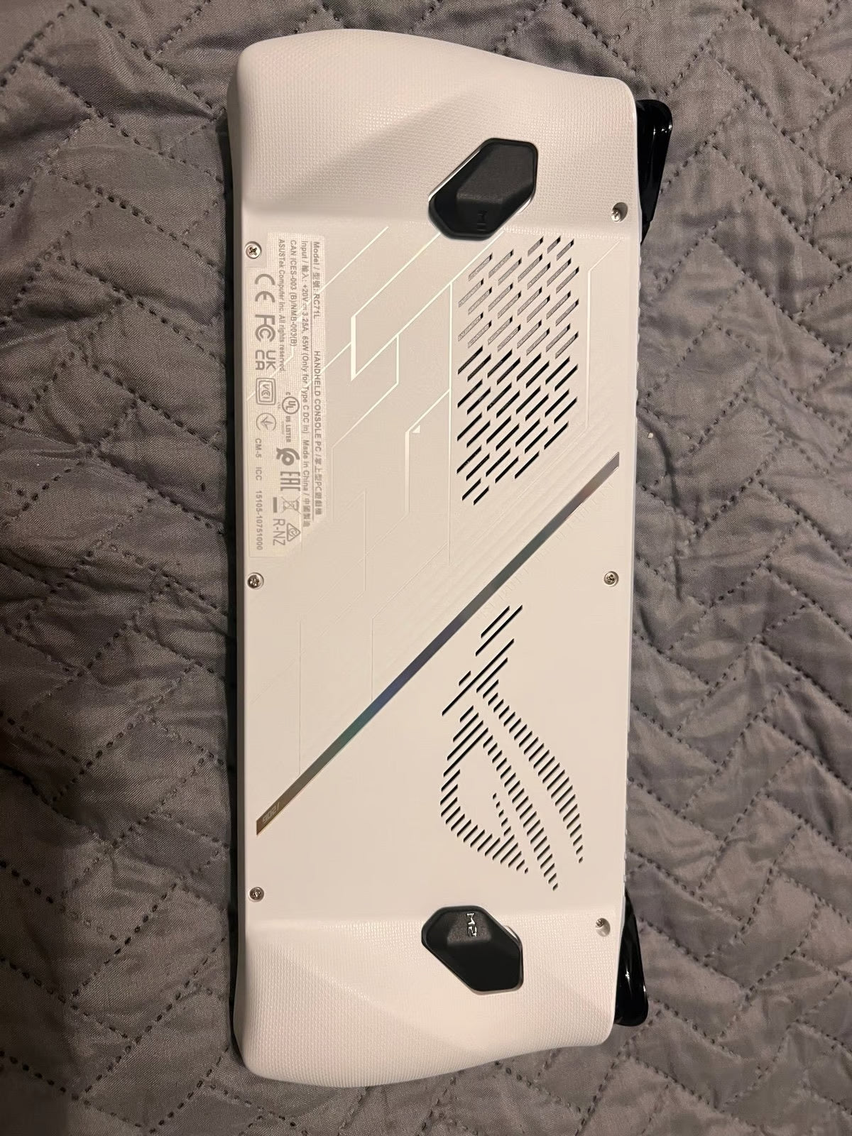 ASUS rog ally z1 extreme 3H97