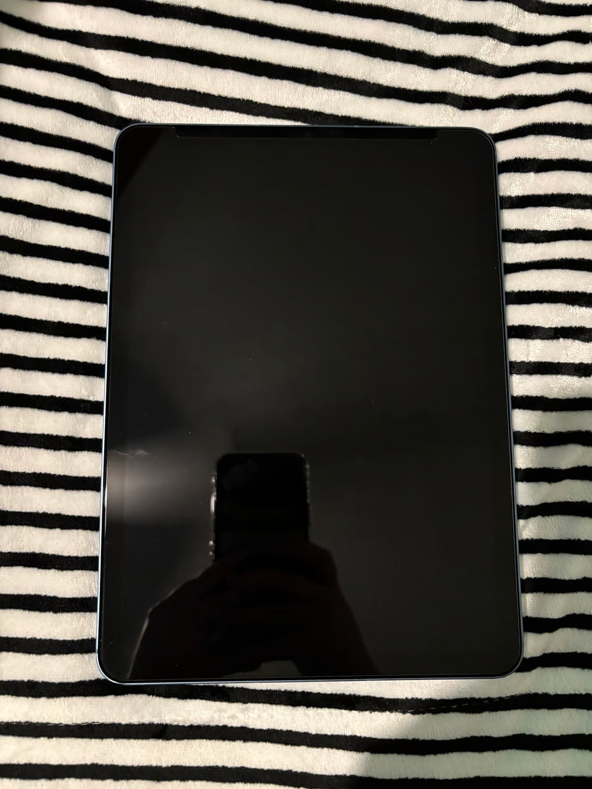 Apple iPad Air (5th generation) 9K91