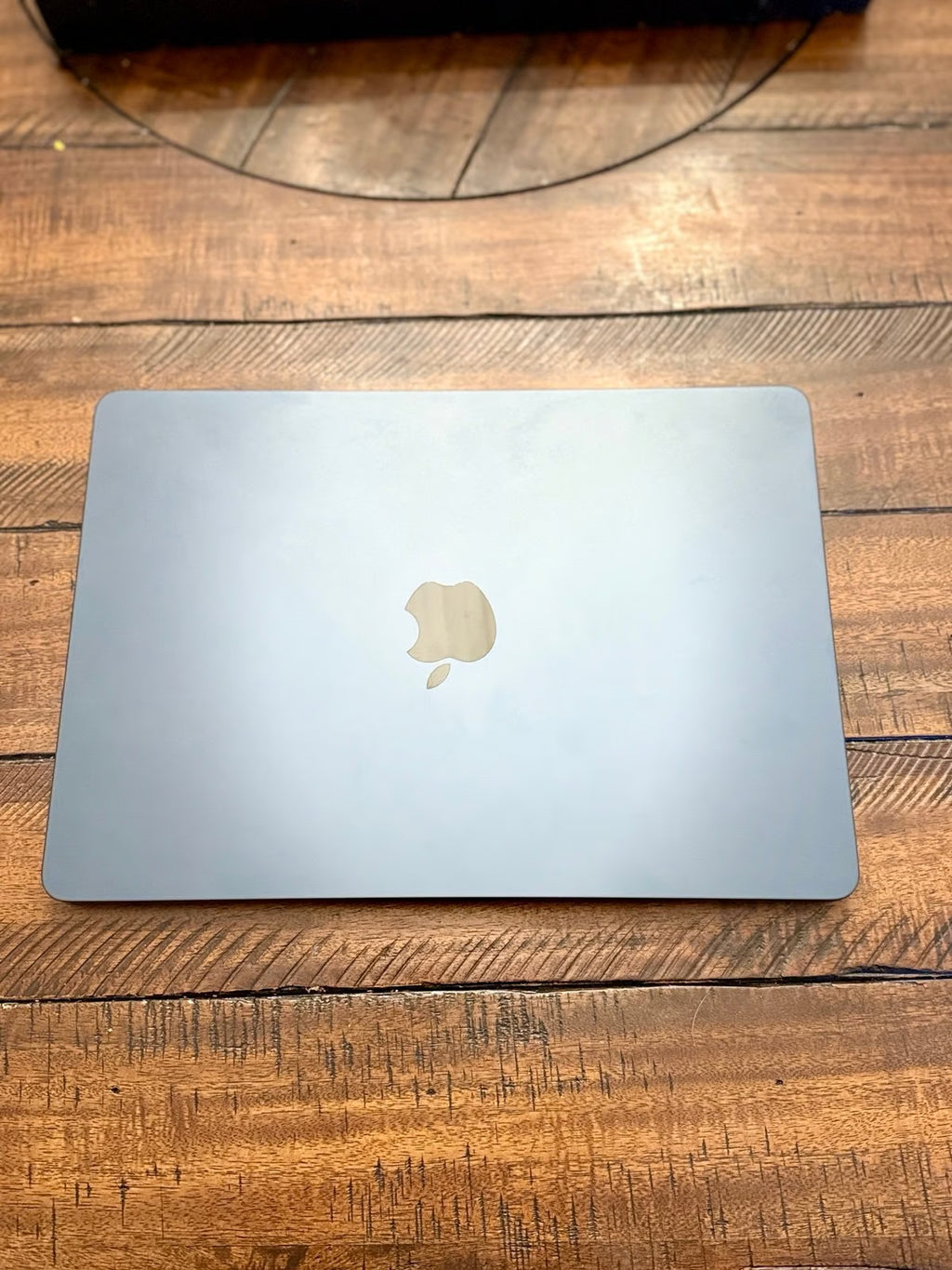 Apple MacBook Air 13.6鈥?Retina Display M2 7A29