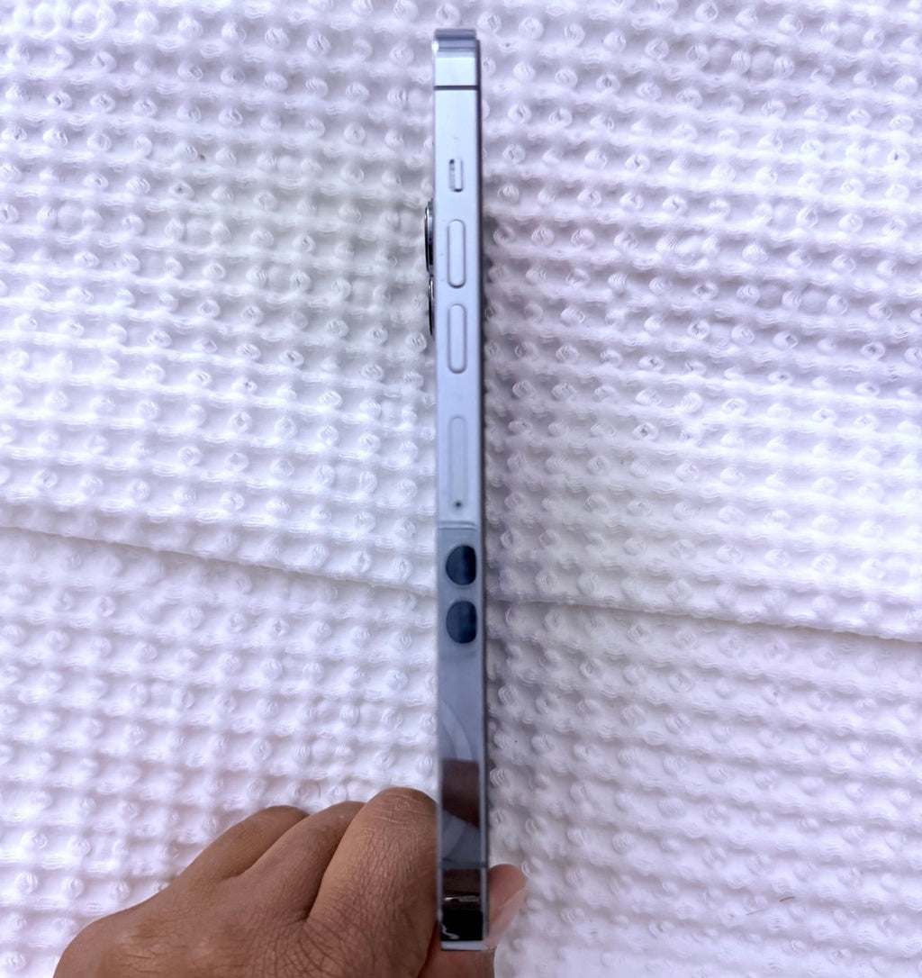 IPhone 13 Pro Max 7R66