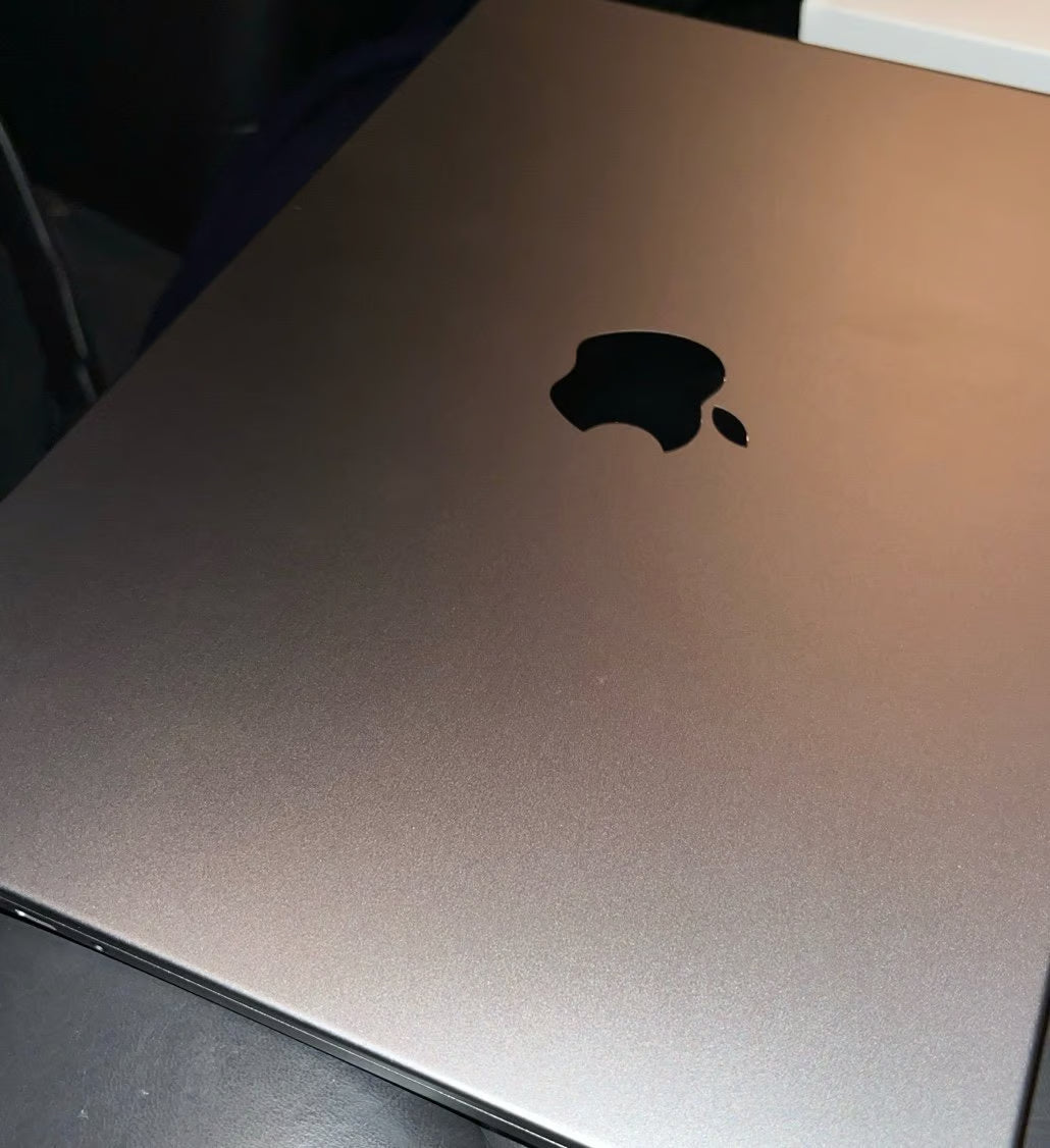 2021 MacBook Pro M1 3A36