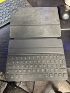 Apple iPad Pro 11�?3rd Gen Space Gray 128GB Cellular+WIFI Apple Smart Keyboard 8K83