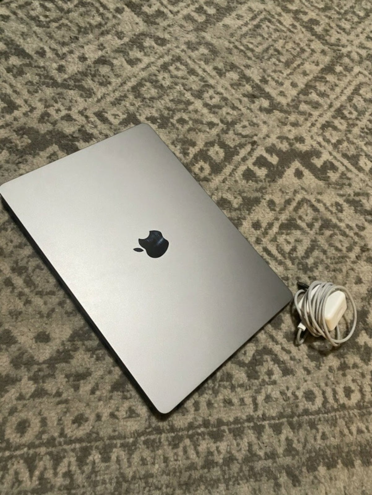(2023) MacBook Air M2 256GB 6P58