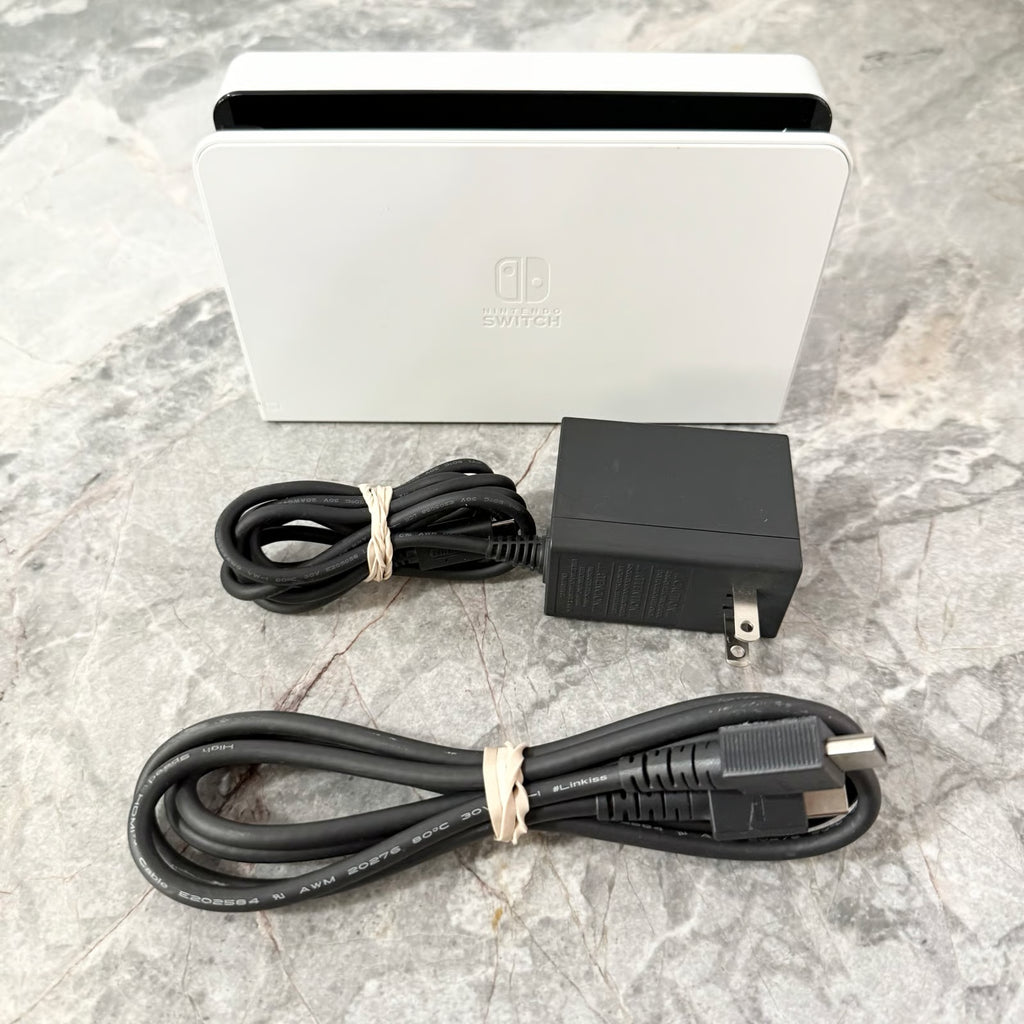 Nintendo Switch OLED White Bundle 6R11